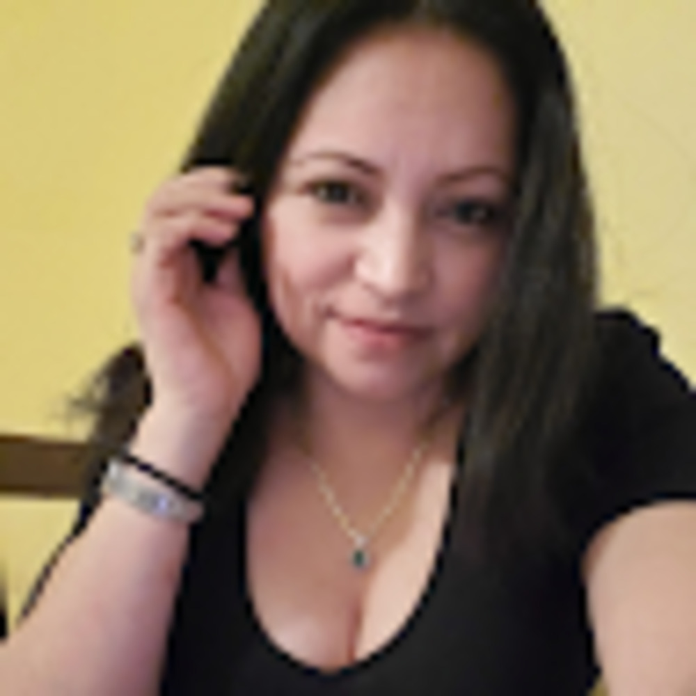 Meet your Posher, Ana